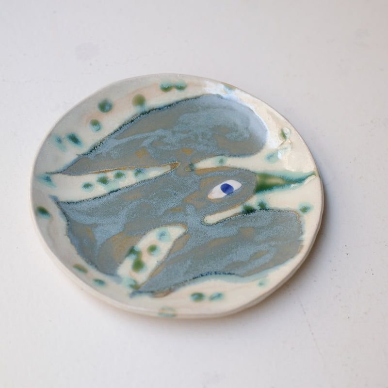 Assiette W25MY25 en grès D 18,5cm - multicolore de Marie-Yaé Suematsu chez Brutal Ceramics