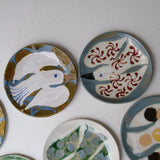 Assiette W25MY19 en grès D 18,5cm - multicolore de Marie-Yaé Suematsu chez Brutal Ceramics