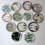 Assiette W25MY23 en grès D 18,5cm - multicolore de Marie-Yaé Suematsu chez Brutal Ceramics