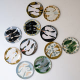 Assiette W25MY28 en grès D 16,5cm - multicolore de Marie-Yaé Suematsu chez Brutal Ceramics