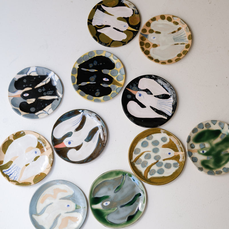 Assiette W25MY27 en grès D 16,5cm - multicolore de Marie-Yaé Suematsu chez Brutal Ceramics