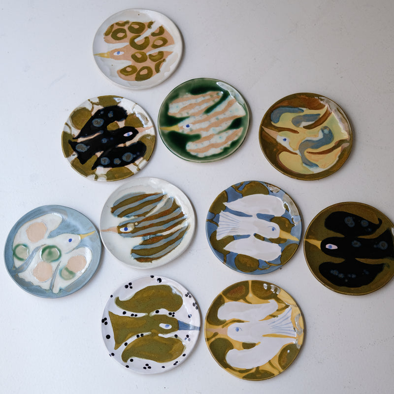 Assiette W25MY42 en grès D 16,5cm - multicolore de Marie-Yaé Suematsu chez Brutal Ceramics