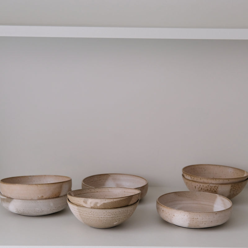 Bol haut à ramen "Monk" D 19,5cm - rouille de Studio Maals chez Brutal Ceramics