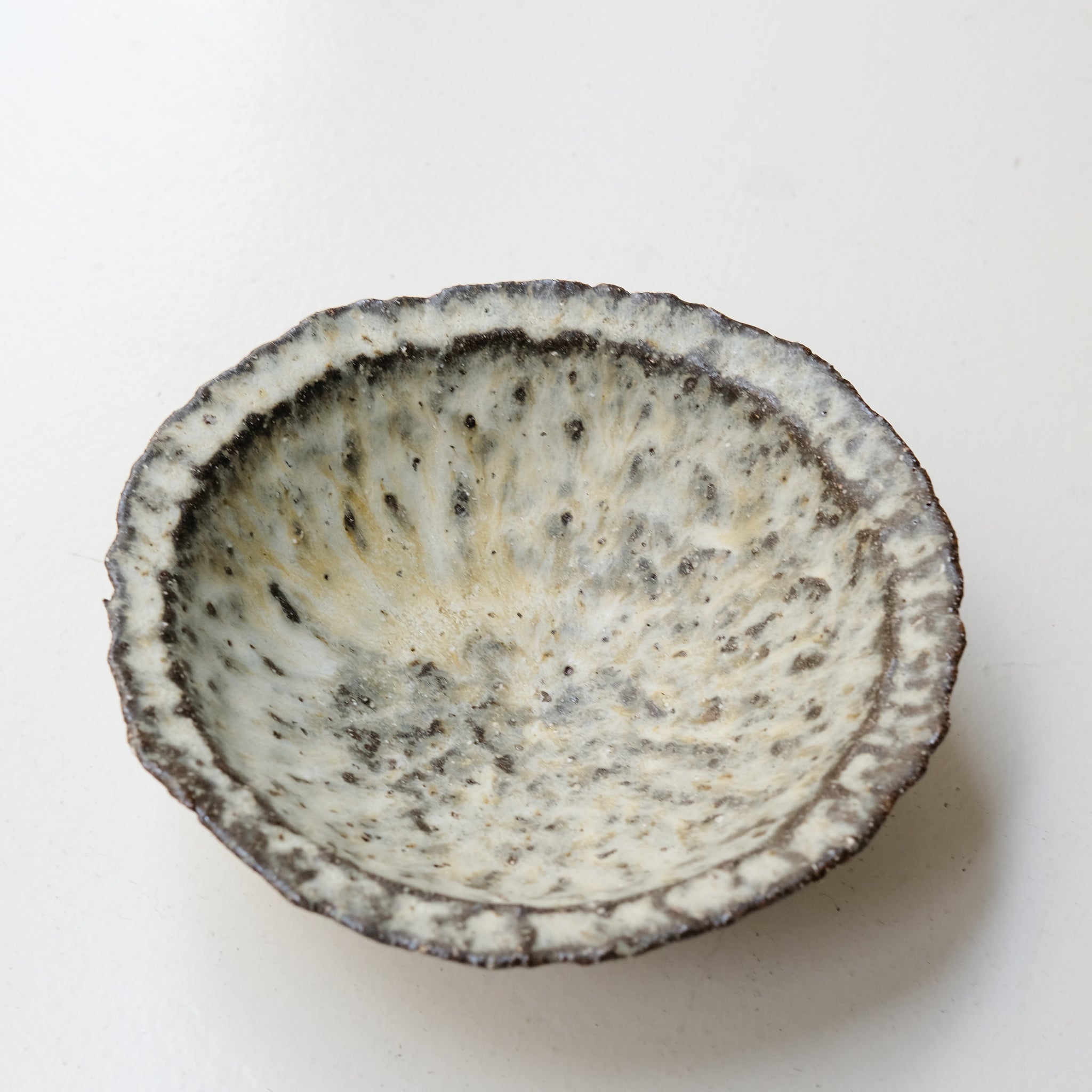Bol en terre recoltée D 22cm - blanc mat de Potry chez Brutal Ceramics