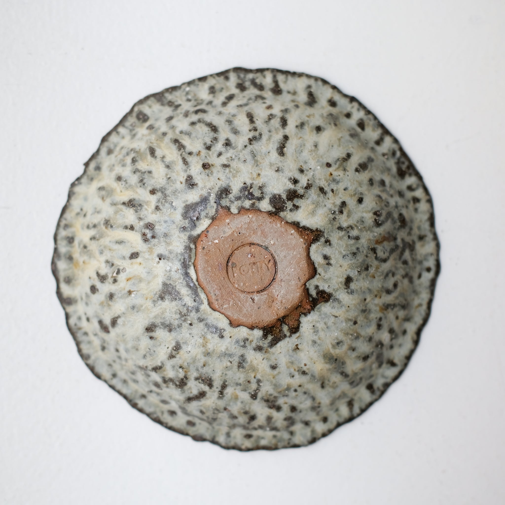 Bol en terre recoltée D 22cm - blanc mat de Potry chez Brutal Ceramics
