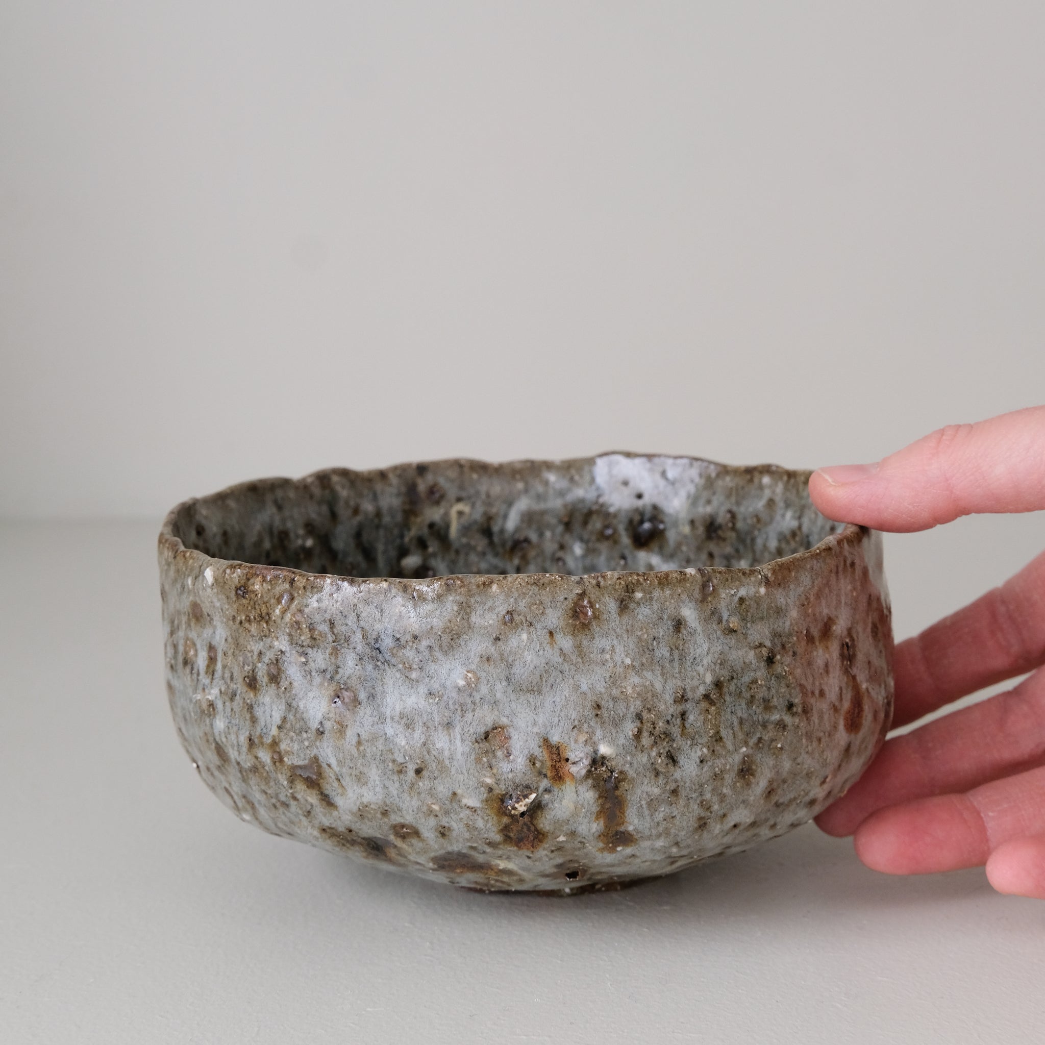 Bol en terre recoltée cuisson feu D 15cm - vert-bleu de Potry chez Brutal Ceramics