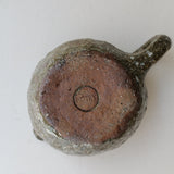 Pichet en terre recoltée cuisson feu 340ml -vert foncé brillant de Potry chez Brutal Ceramics