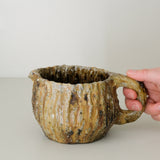 Pichet en terre recoltée cuisson feu 440ml - brun de Potry chez Brutal Ceramics