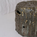 Tabouret en terre recoltée H 27 cm- vert brillant de Potry chez Brutal Ceramics