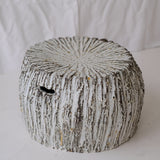 Tabouret en terre recoltée H 30 cm- blanc mat de Potry chez Brutal Ceramics