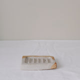 Porte Savon en grès L 11cm cuisson feu - Blanc d'Estudio Vernis chez Brutal Ceramics