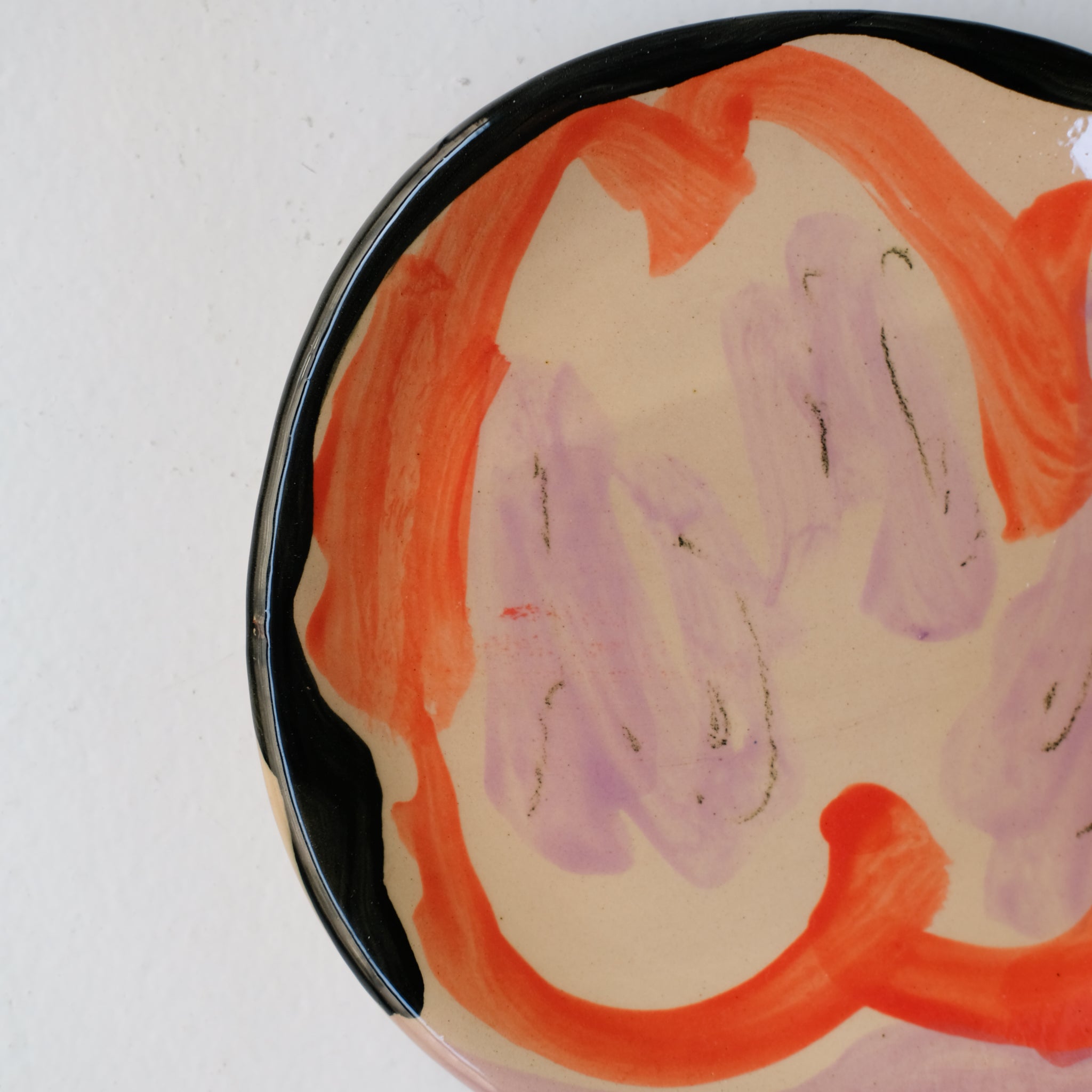 Assiette SP26HB03 en faïence rouge D 19,5cm - Multicolore d'Héloise Bariol chez Brutal Ceramics
