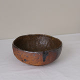 Petit saladier en terre recoltée D 20cm - brun irisé de Nathalie Reocreux chez Brutal Ceramics
