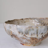 Bol en terre recoltée D 16cm cuisson feu - blanc beige texturé de Nathalie Reocreux chez Brutal Ceramics