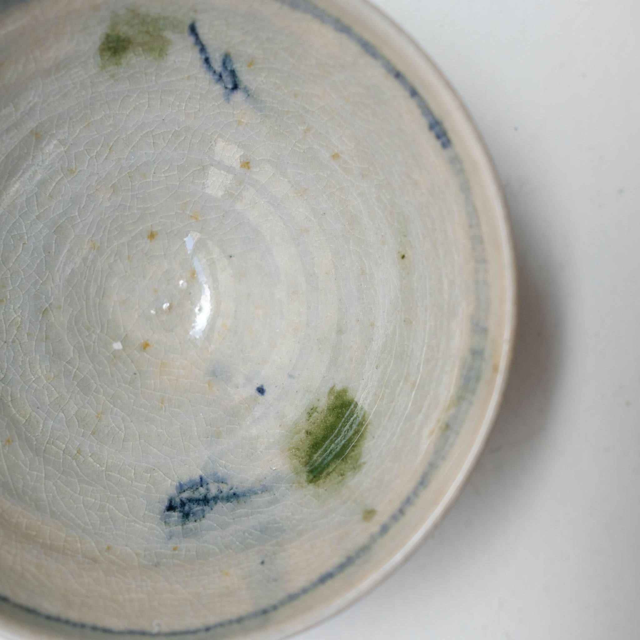Bol (K) en grès D 15 cm cuisson feu - bleu et vert de Maya Micenmacher chez Brutal Ceramics