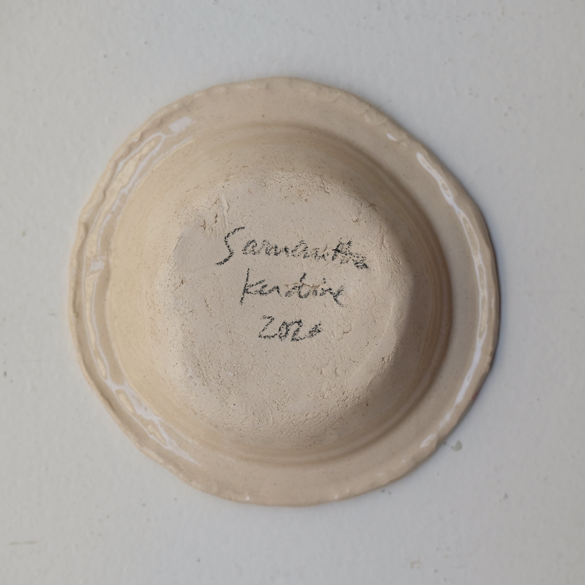 Bol 01 en faïence D 10cm - multicolore de Samantha Kerdine pour Brutal Ceramics