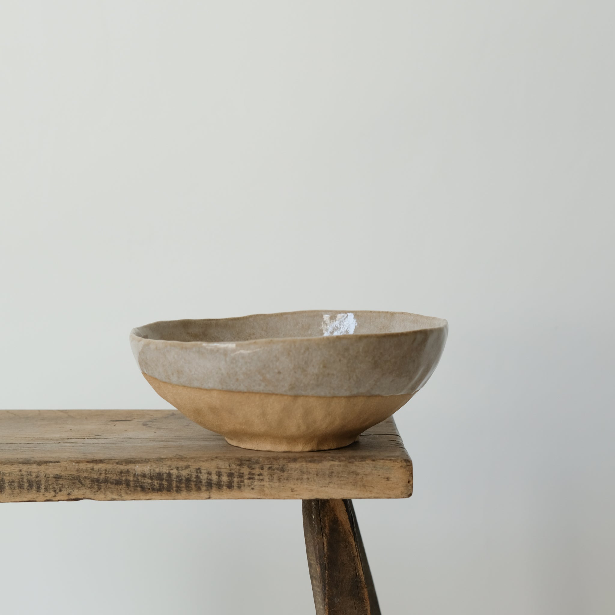 bol en grès roux de judith lasry chez Brutal Ceramics