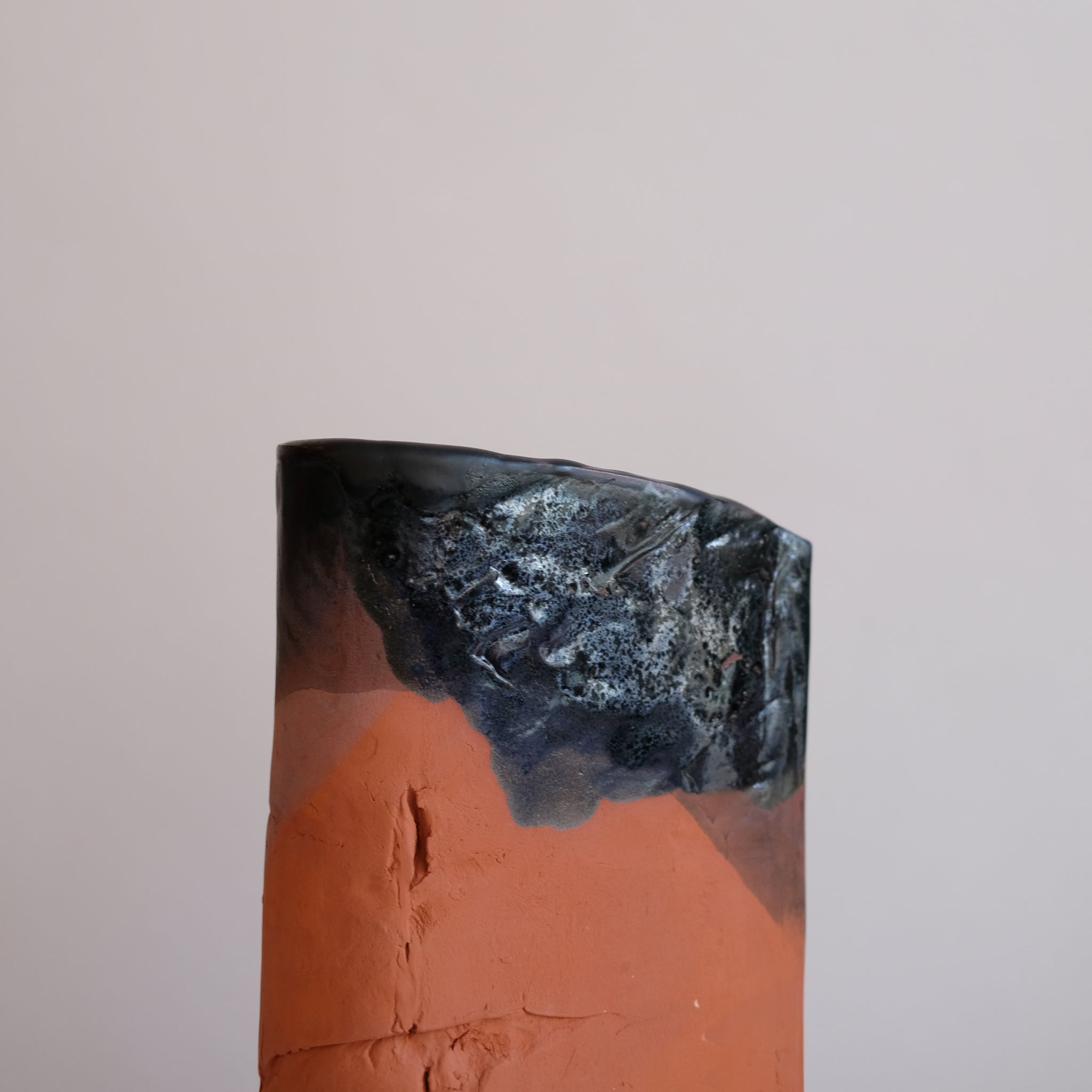Vase Kume 29 par Emmanuelle Roule pour Brutal Ceramics