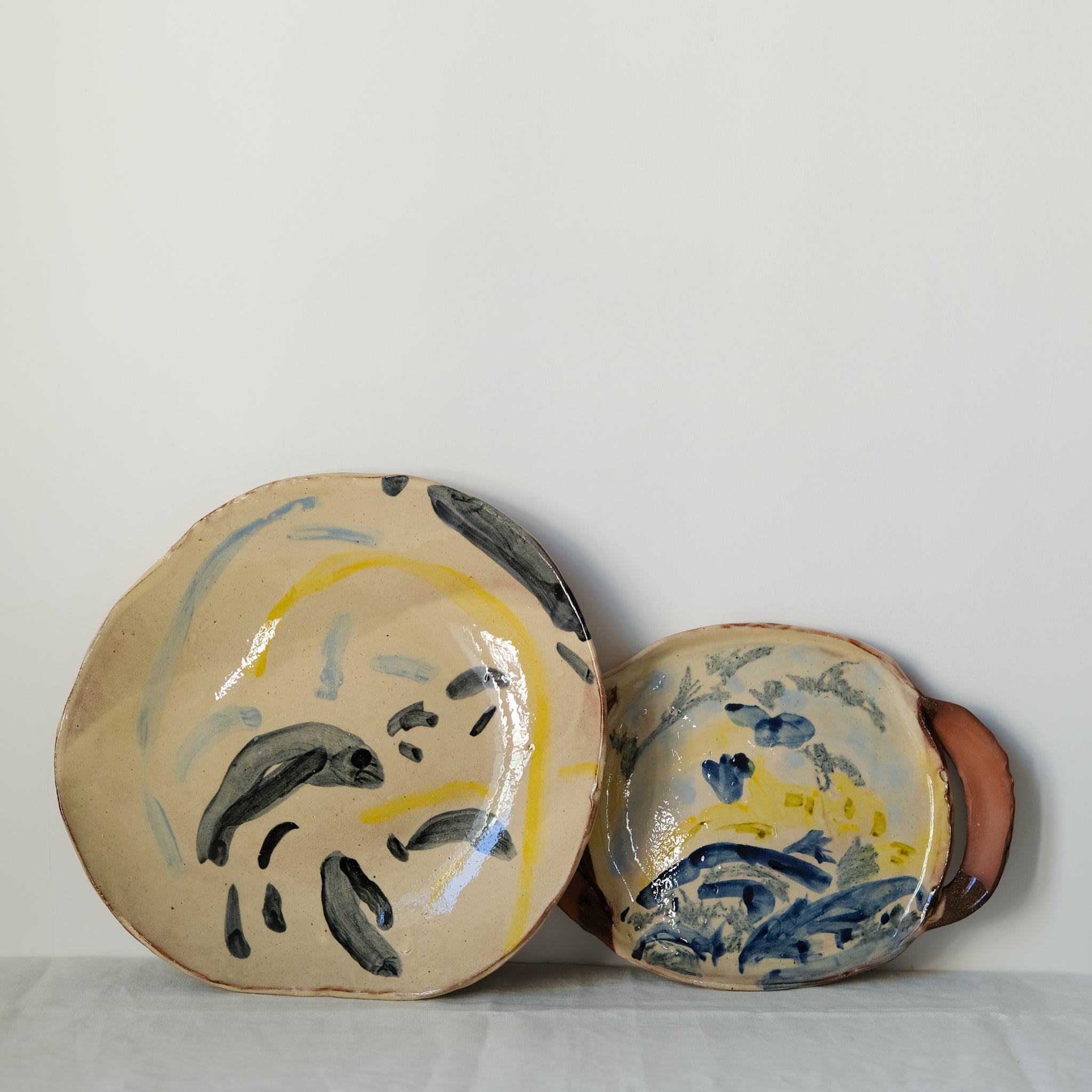 Plat Calebasse 03 multicolore par Héloïse Bariol chez Brutal Ceramics