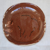 Assiette 09 en terre vernissée multicolore par Héloïse Bariol chez Brutal Ceramics