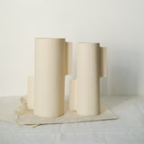 Vase S en grès blanc par Marguicha chez Brutal Ceramics