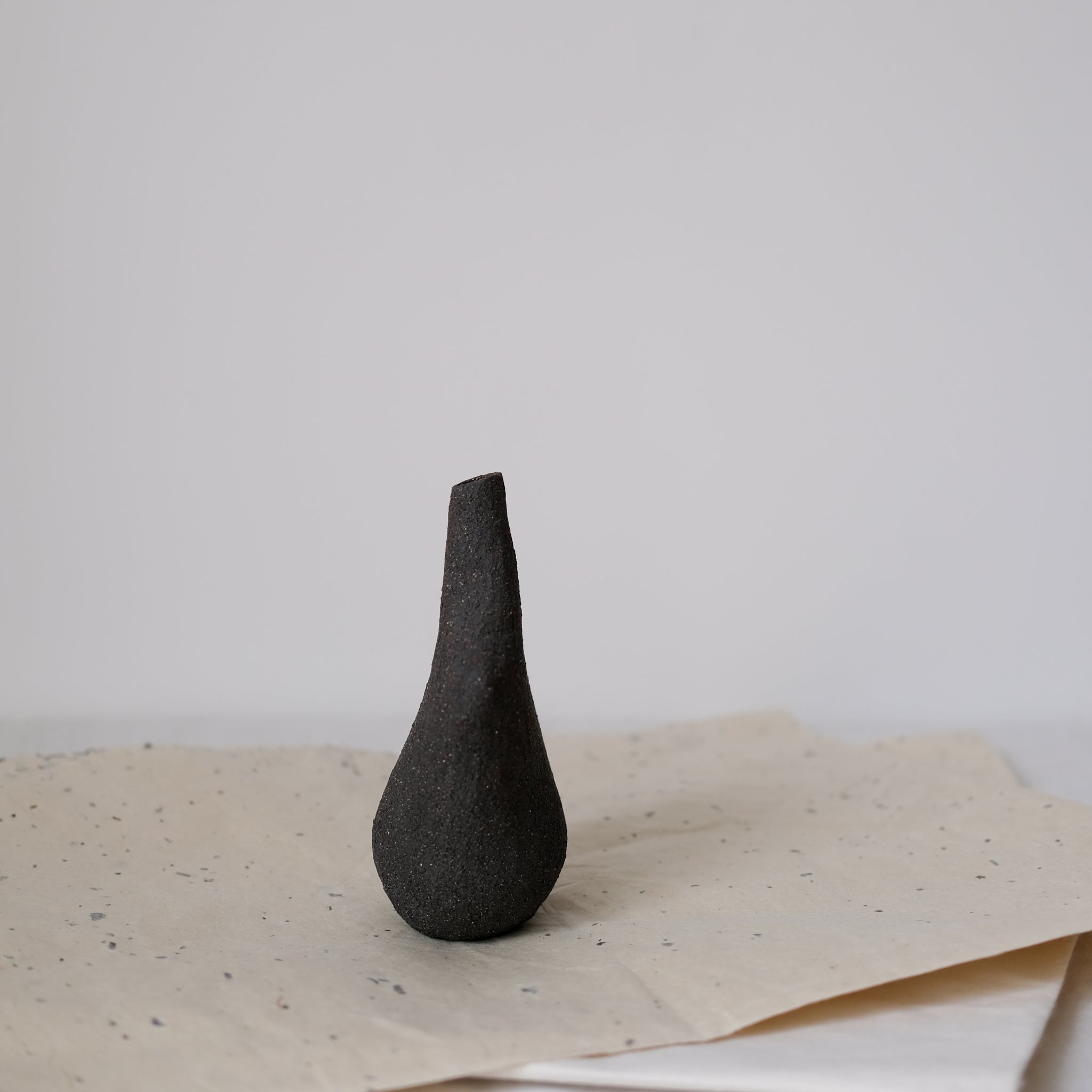 Grand vase Oiseau_06 - Noir par Stéphanie Petit chez Brutal