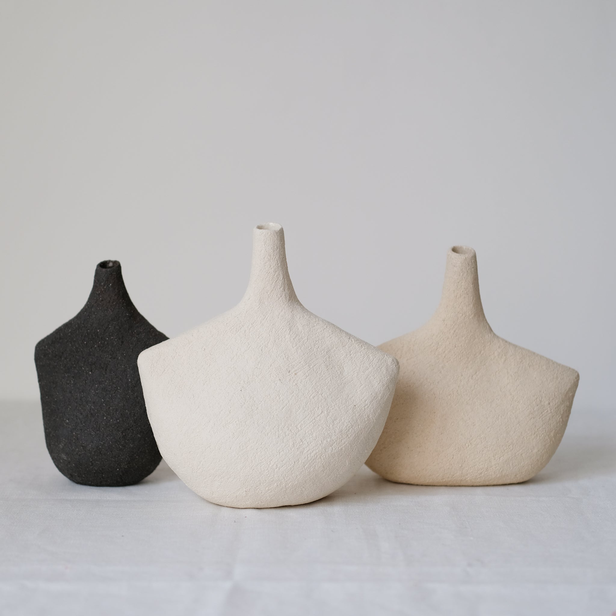 Grand vase Oiseau_06 - Noir par Stéphanie Petit chez Brutal