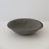 Saladier en grès noir D21,5cm -Mano Mani chez Brutal Ceramics