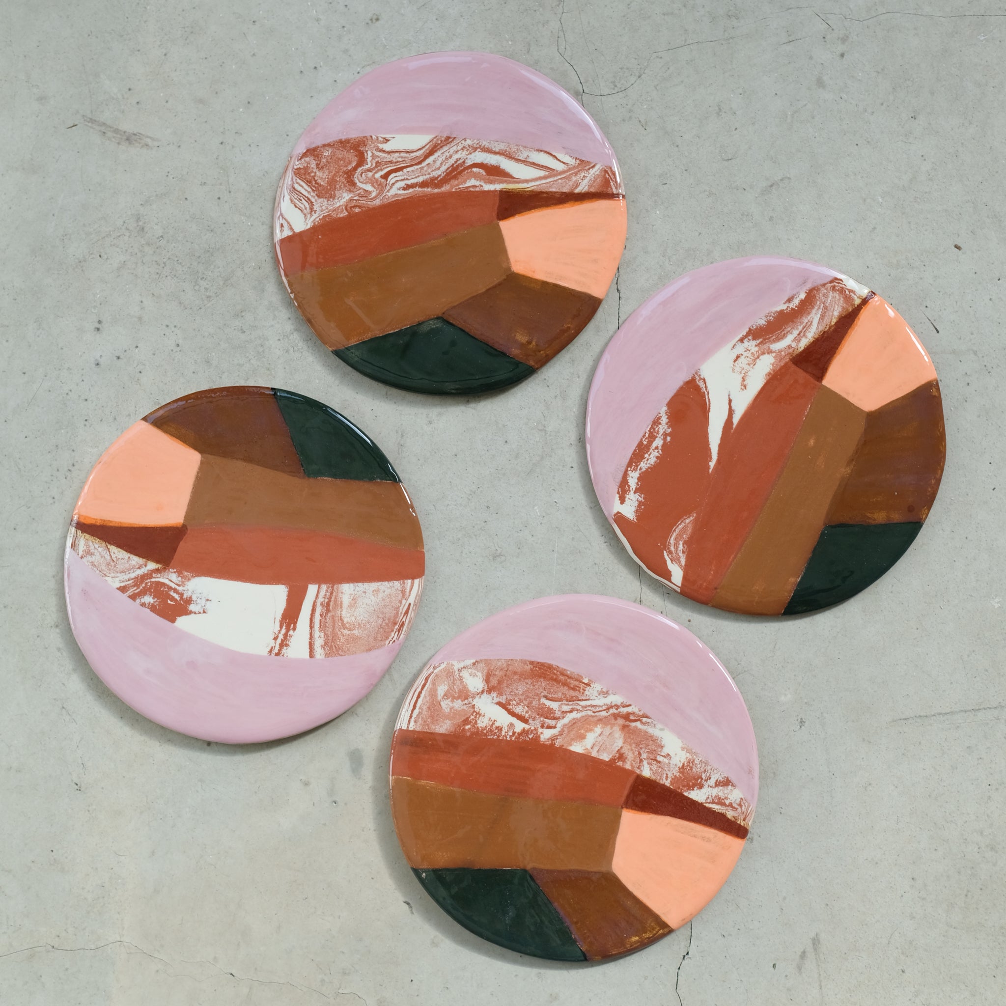Assiette plate 19,5cm Agadir par Rosi Mistou pour Brutal Ceramics
