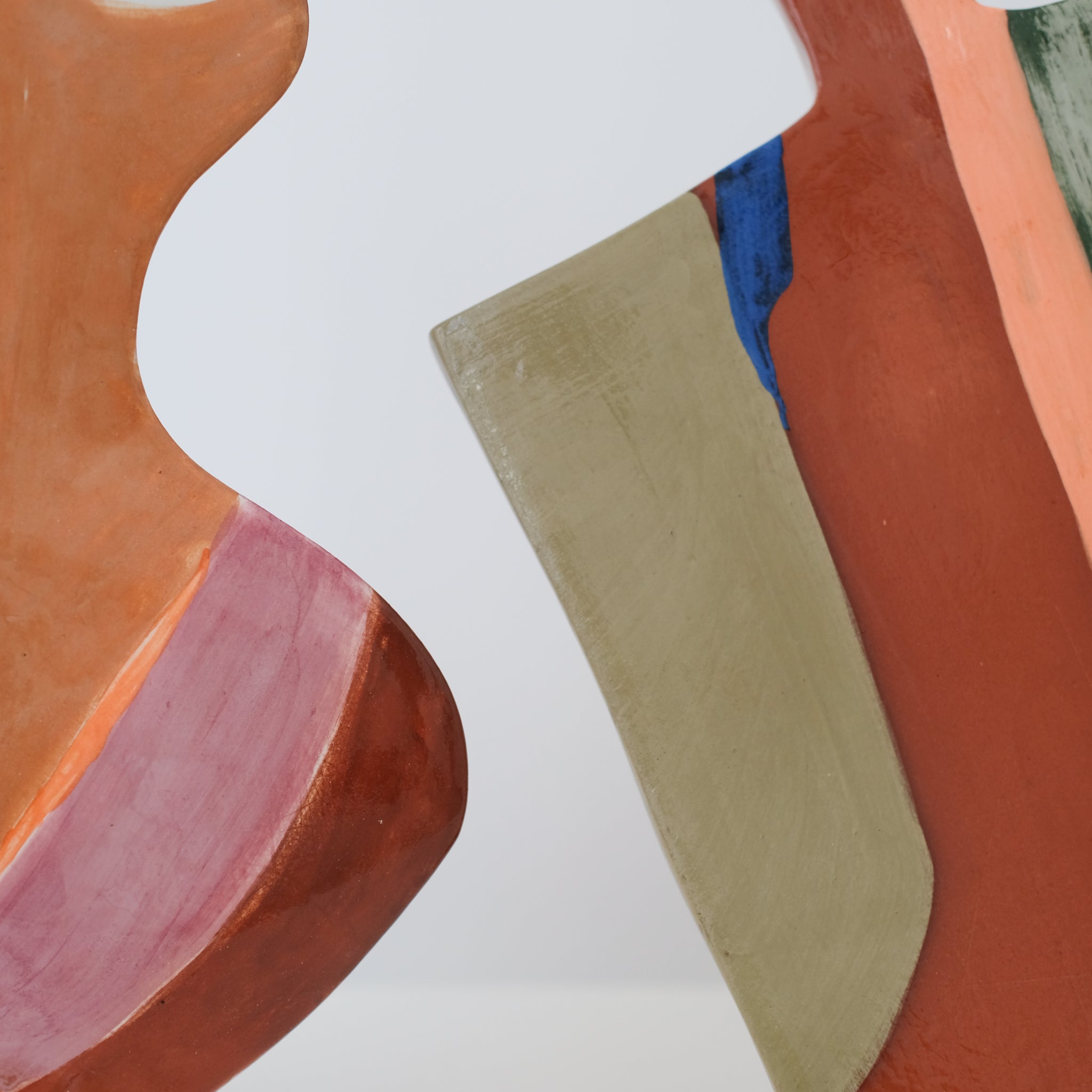 Vase en faïence H 42cm Milan par Rosi Mistou pour Brutal Ceramics