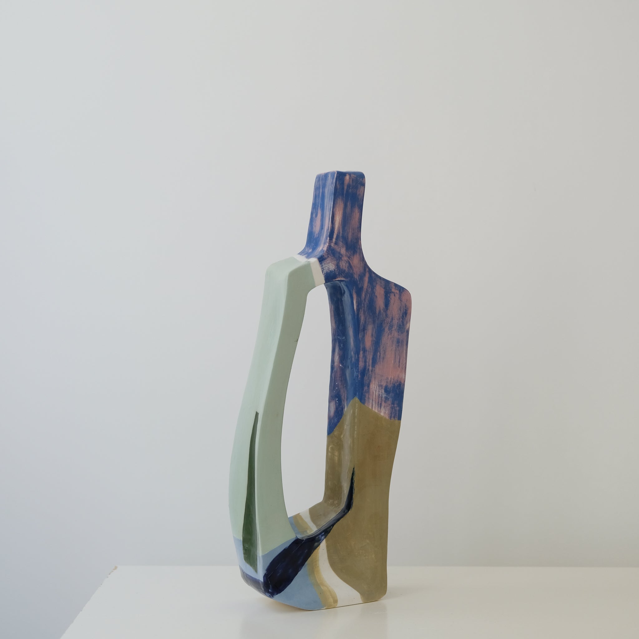 Vase en faïence H 49cm Copenhague par Rosi Mistou pour Brutal Ceramics