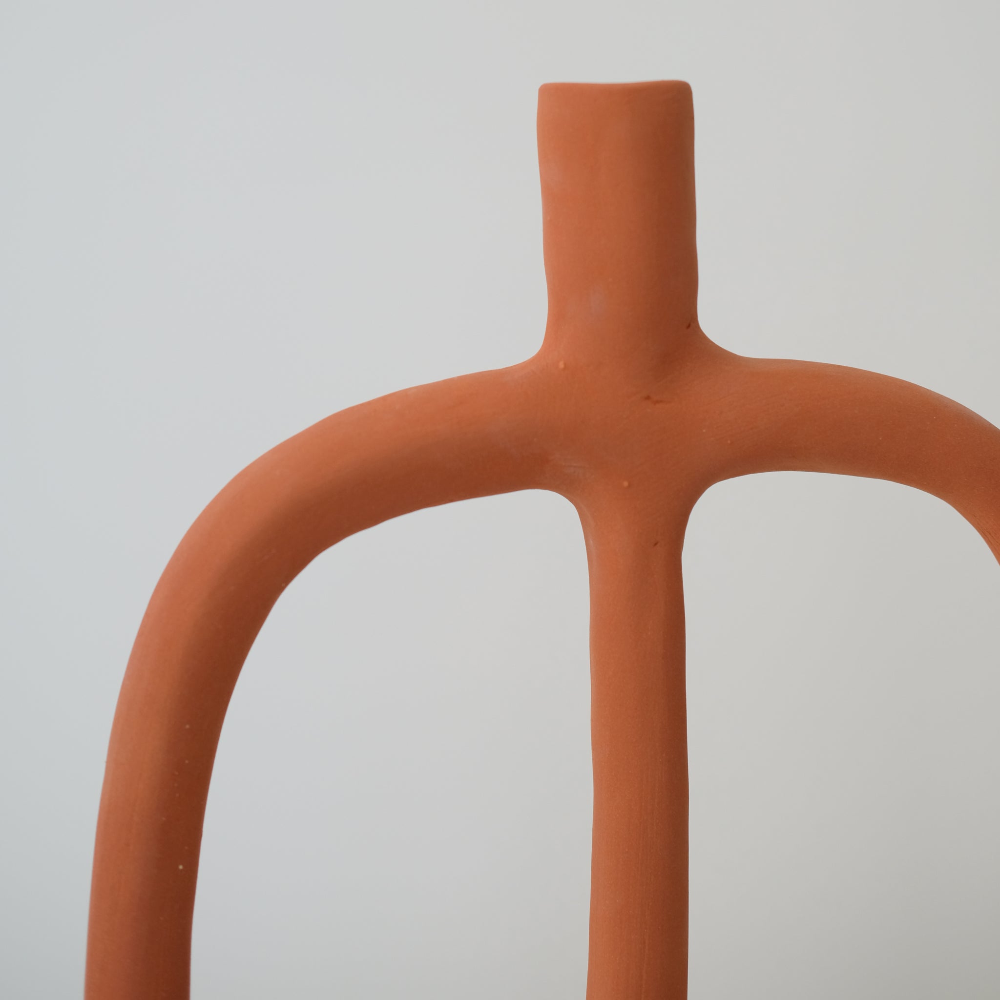 Bougeoir 04 H 35,5cm par Rosi Mistou pour Brutal Ceramics