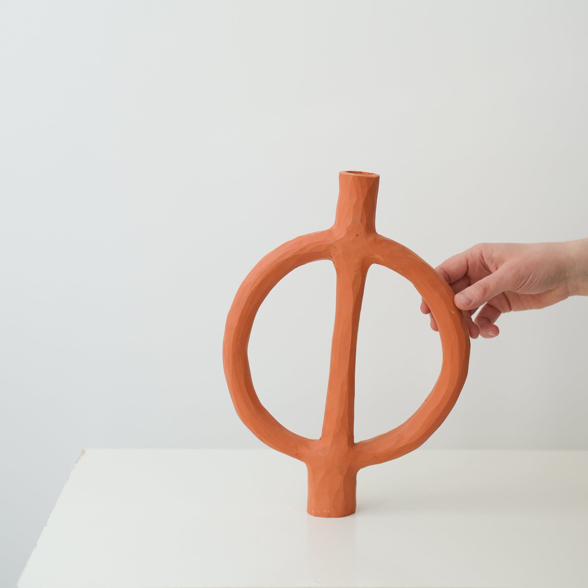 Bougeoir 01  H 31cm par Rosi Mistou pour Brutal Ceramics