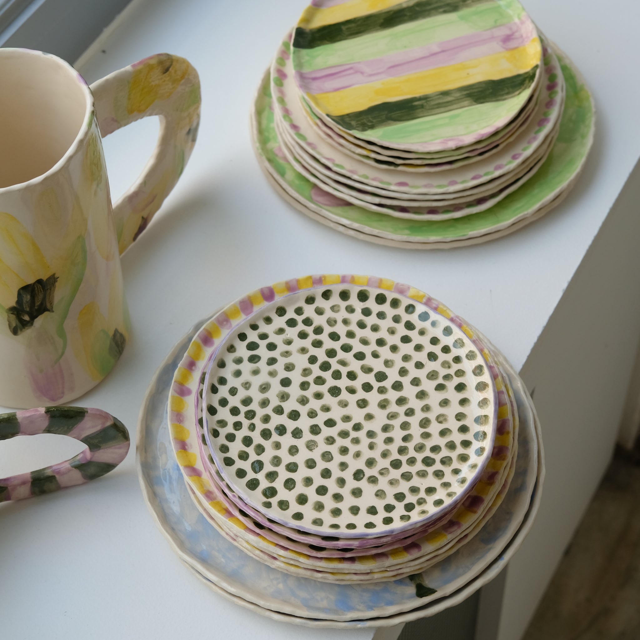 Assiette en faïence D 17cm - à Pois de Samantha Kerdine pour Brutal 