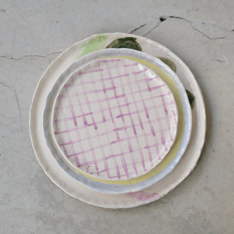 Assiette faïence D 17cm - rayures, violet Samantha Kerdine pour Brutal 