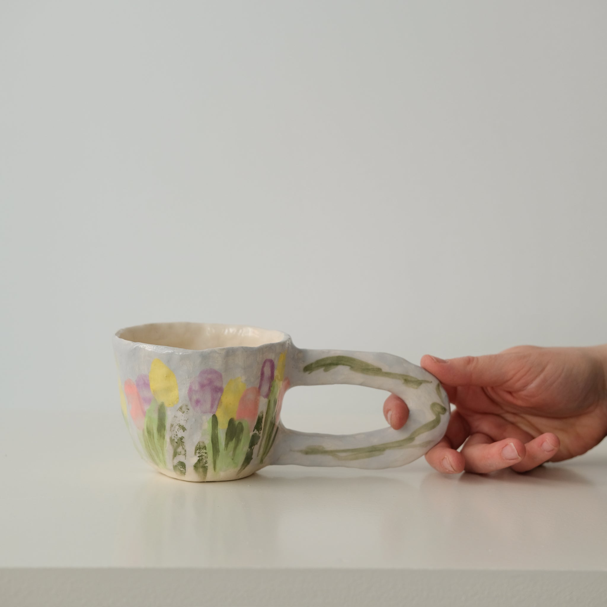 Tasse en faïence H 18cm paysage de Samantha Kerdine pour Brutal 