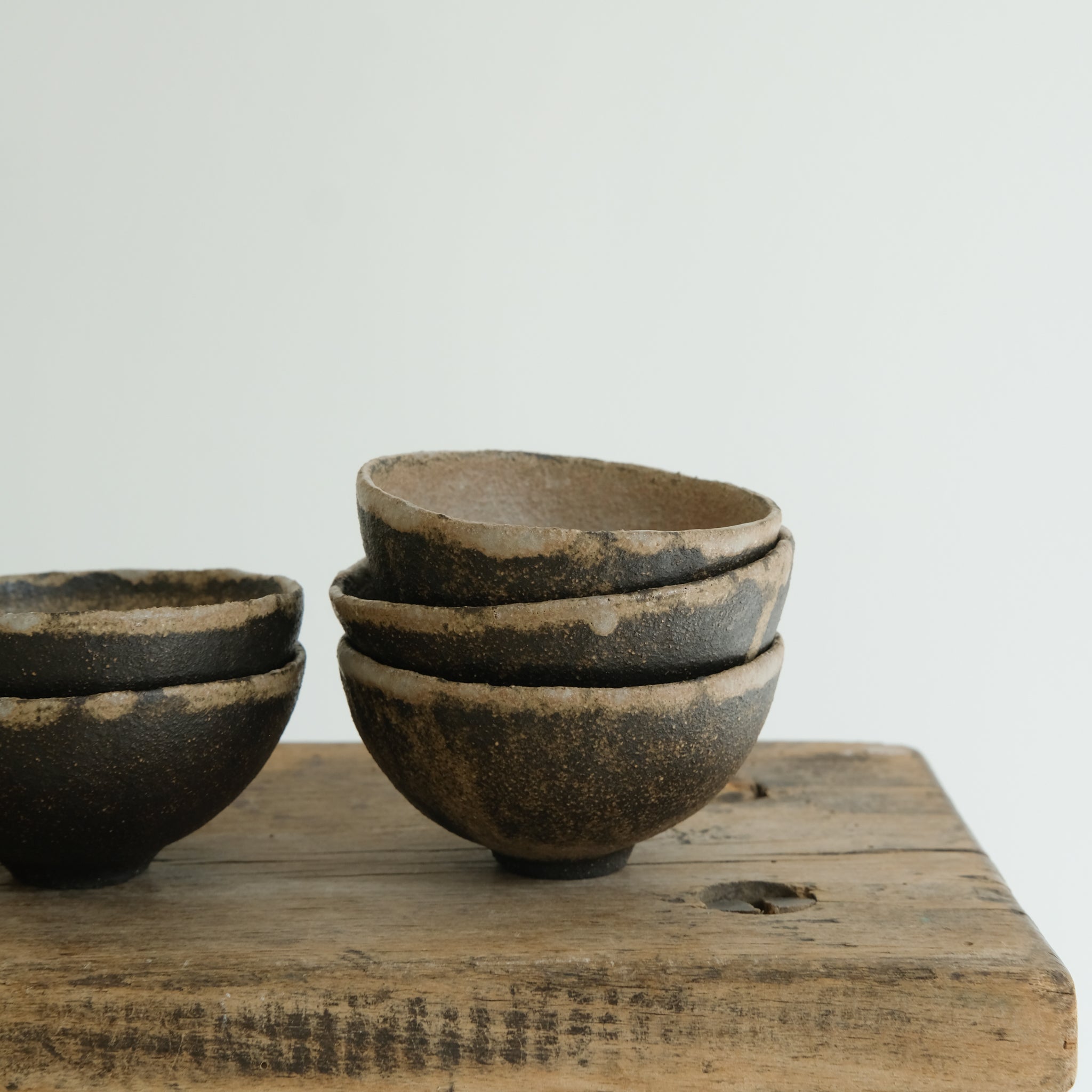 Bol en grès noir D 8cm(() - brun de Cups cups cups chez Brutal