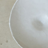 Coupe en grès blanc D 17,5cm(w) - blanc de Cups cups cups chez Brutal