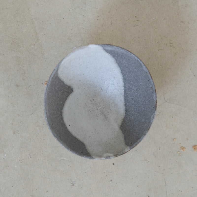 Bol en grès rouge D 9,5cm(n) - gris/bleu de Cups cups cups chez Brutal