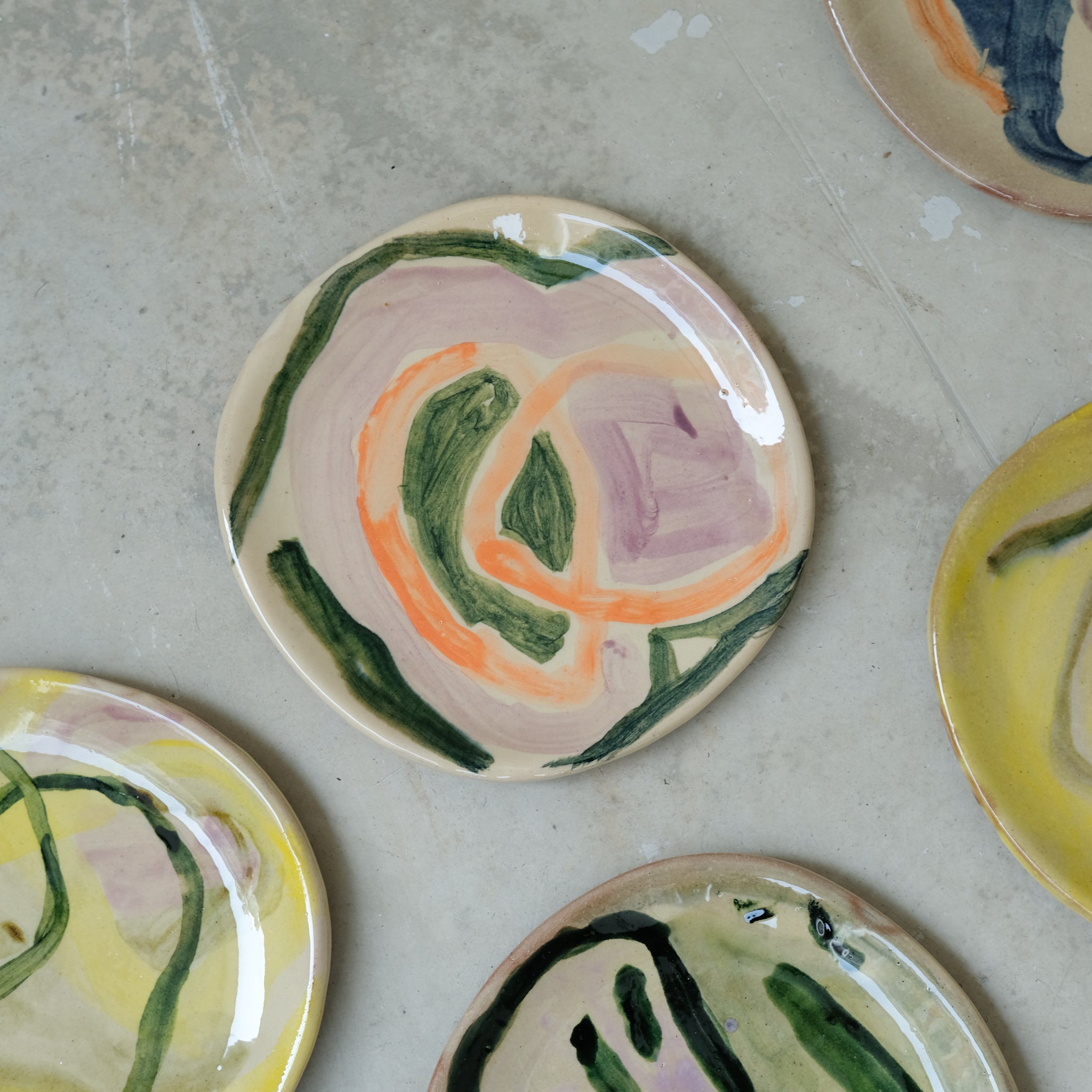 Plate 11 in red earthenware D 19cm - Multicolor