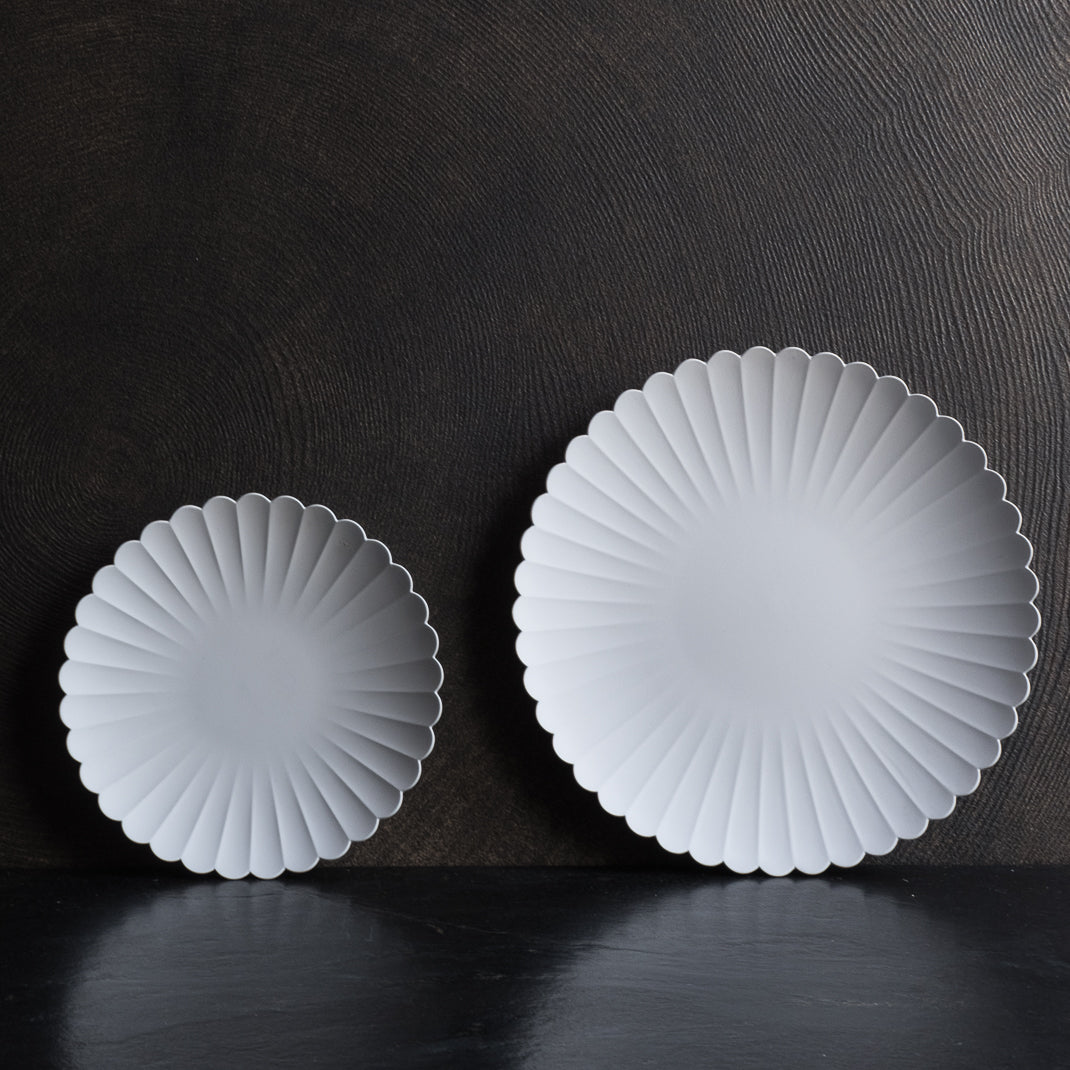 Assiette "chrysanthème" D 16cm TY Palace - Blanc Gris