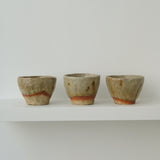 Tasse en terre glanée 160ml  - Vert Gris de Judith Lasry pour Brutal Ceramics
