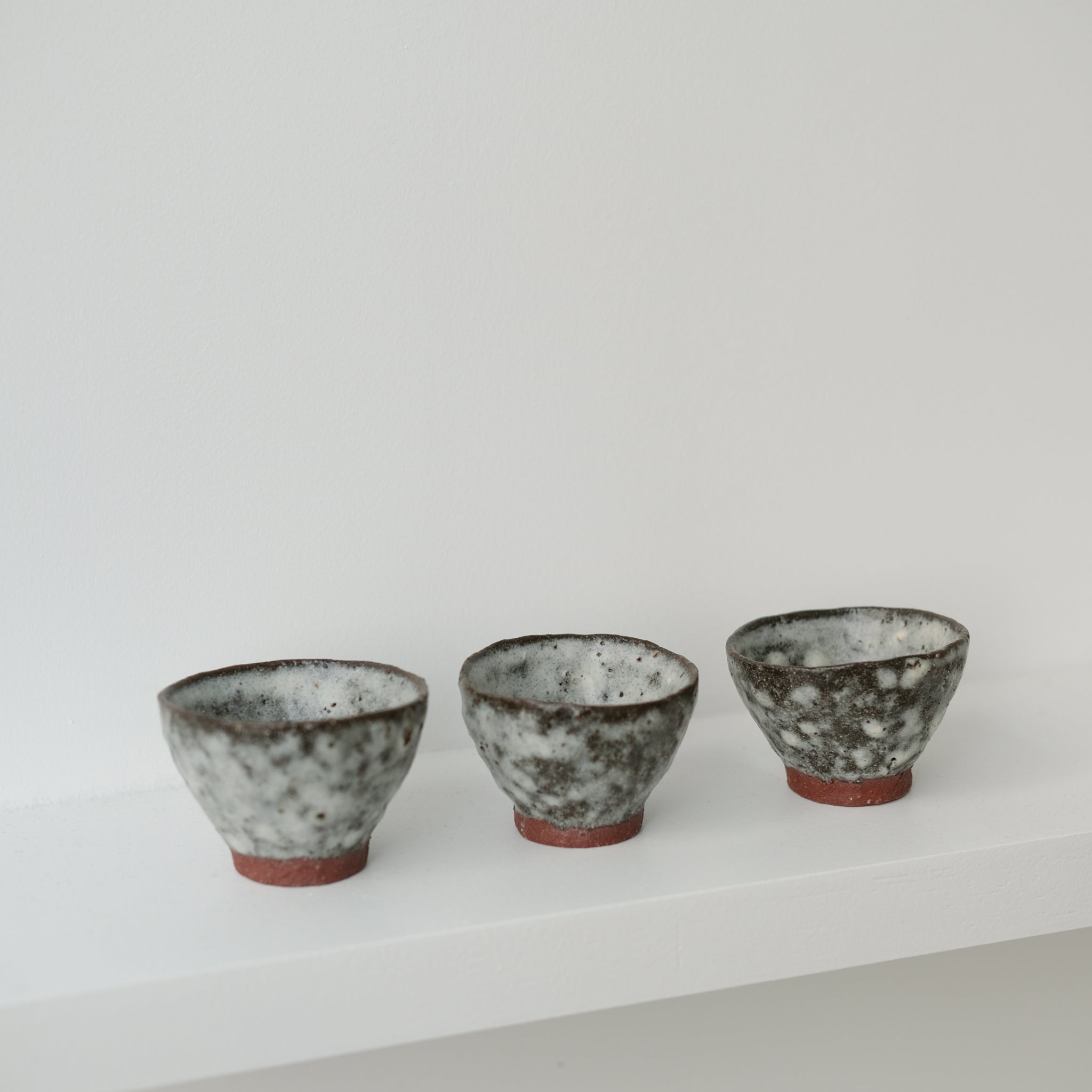 Tasse ristretto en terre glanée 50 ml - Blanc satiné par Potry pour Brutal Ceramics