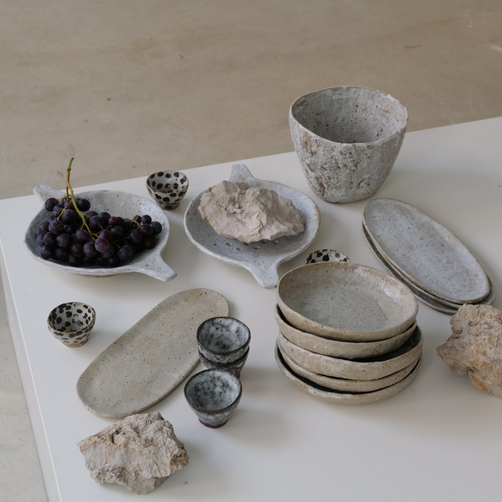 Tasse ristretto en terre glanée 50 ml - Moucheté par Potry pour Brutal Ceramics