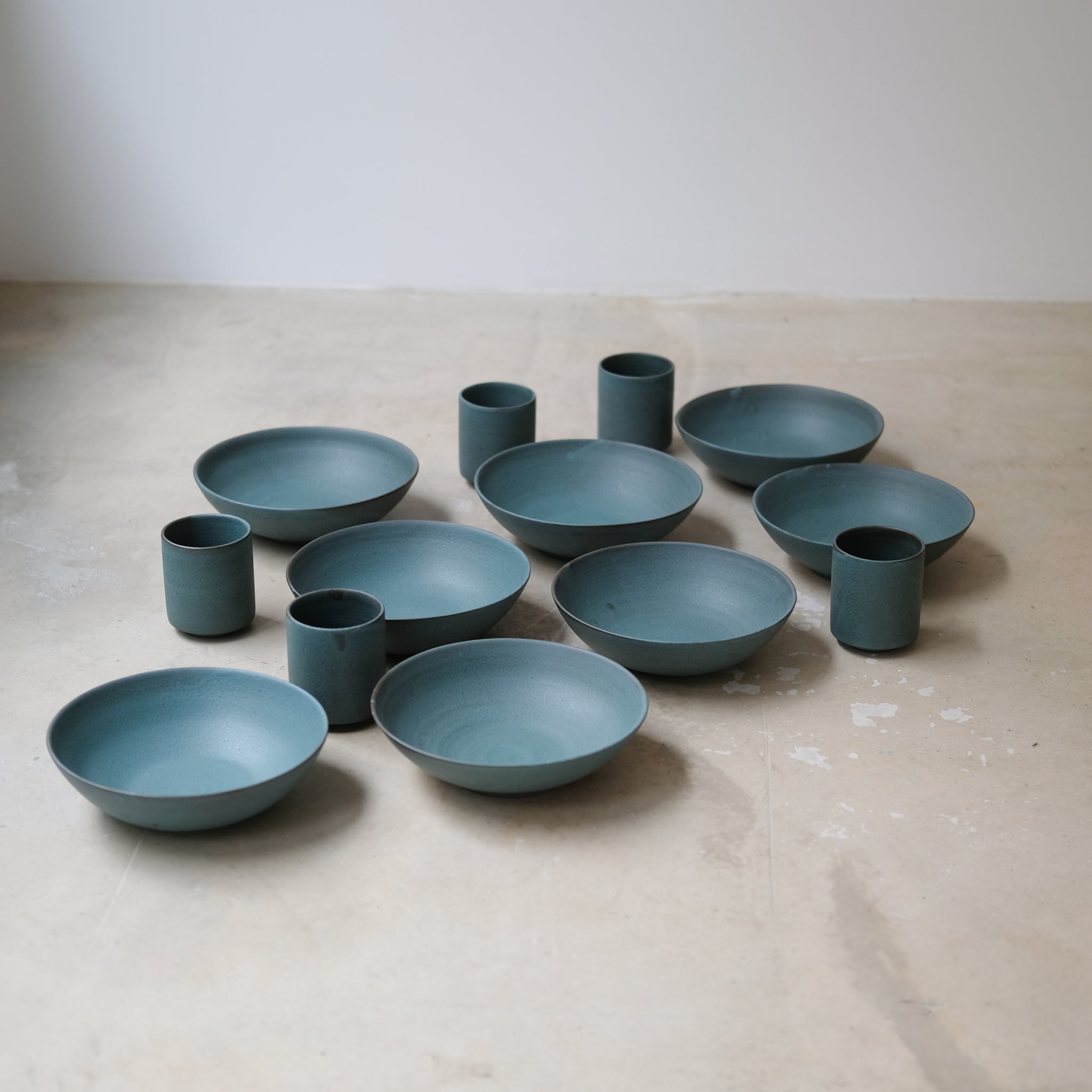Tasse en grès 200ml Bleu tempête de A minimâ chez Brutal Ceramics