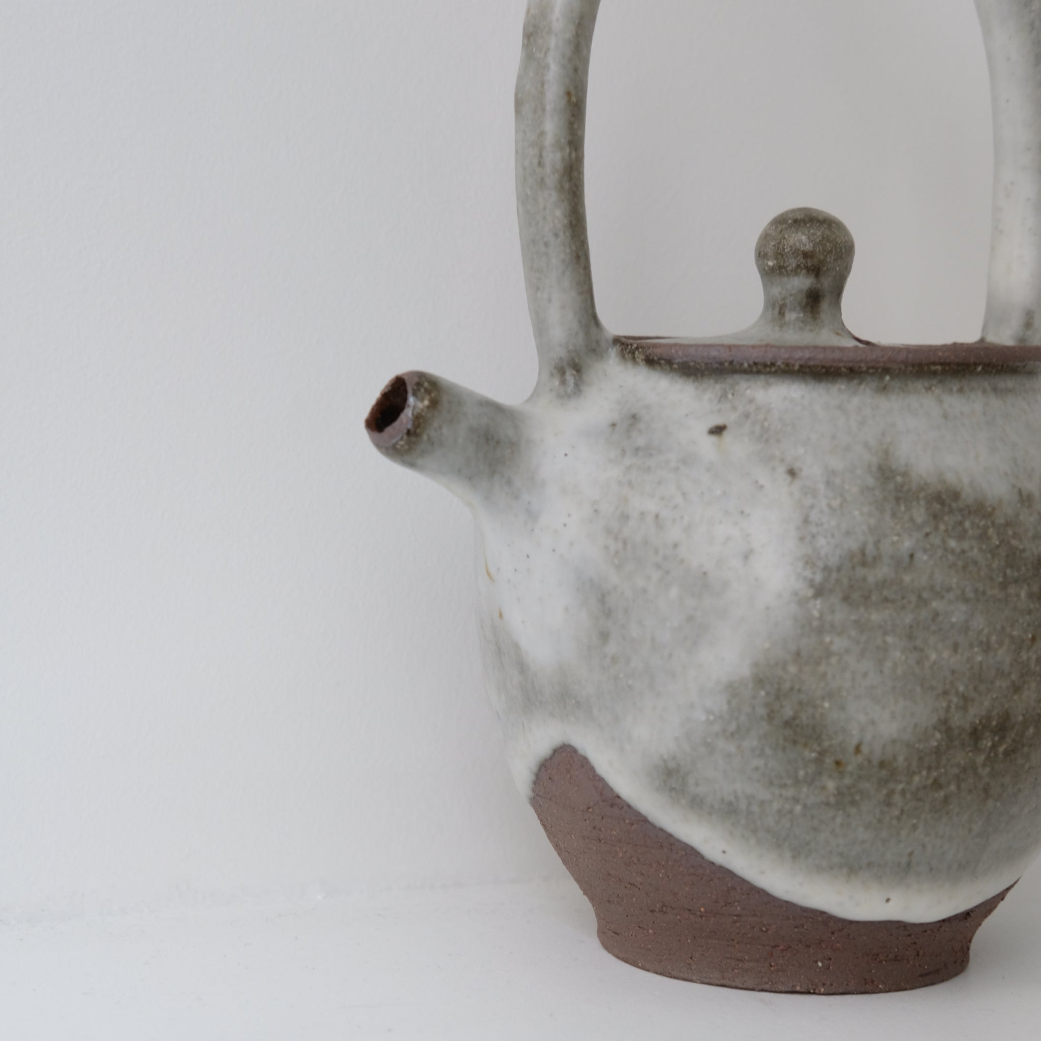 Théière 650ml par le céramiste Benoit Audureau chez Brutal Ceramics