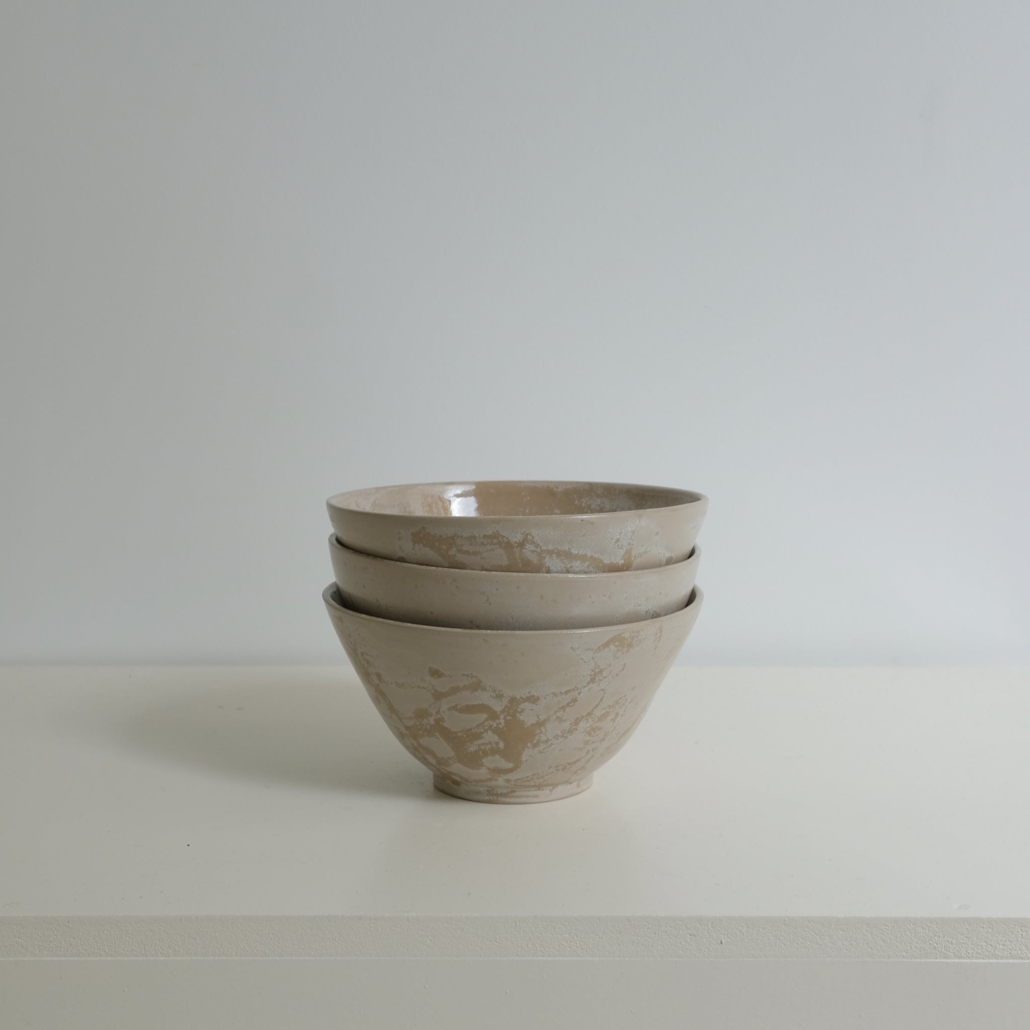 Bol beige D 17,5cm - de Hoji Ceramics chez Brutal Ceramics
