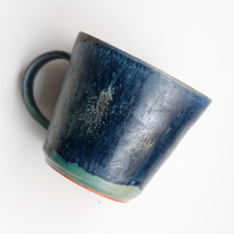 Tasse en grès 220ml - midnight stardust d'Aya Ogawa chez Brutal Ceramics