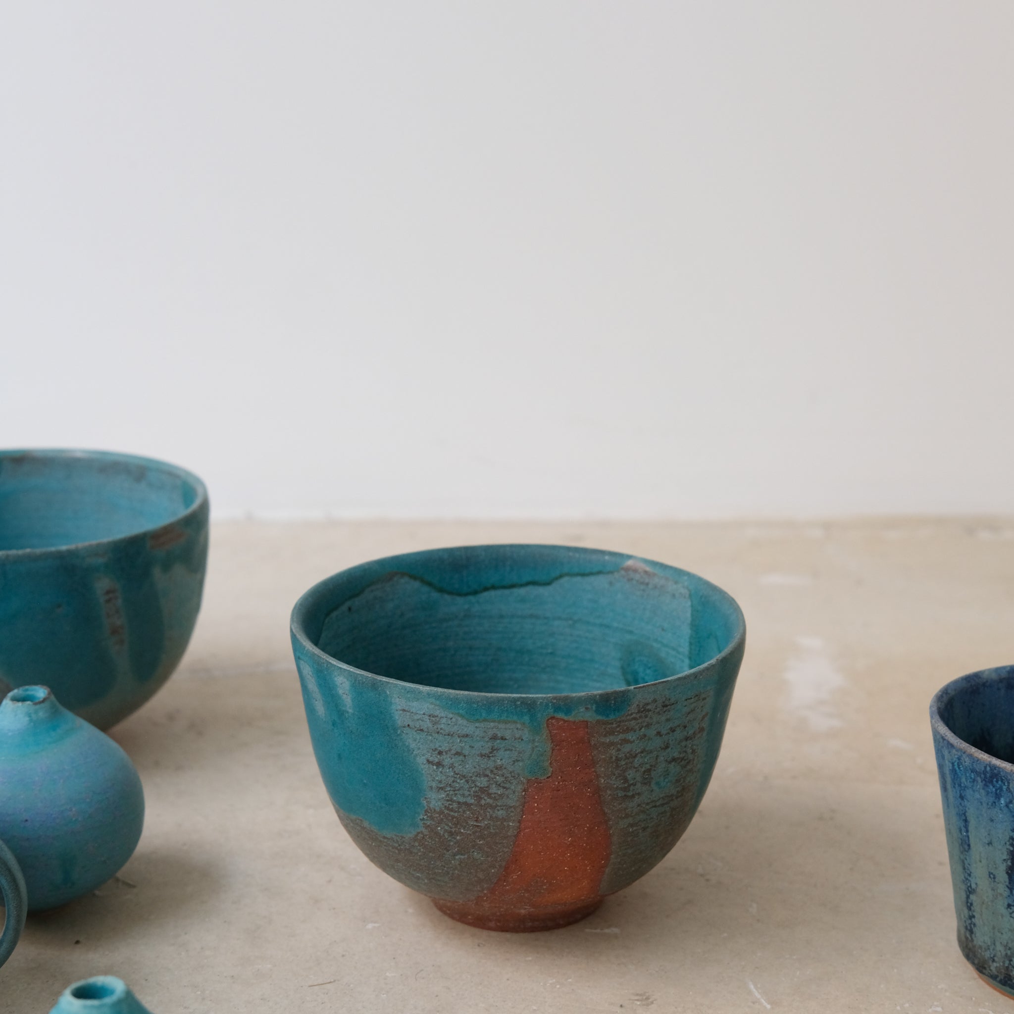 Bol en grès D13cm - bleu d'Aya Ogawa chez Brutal Ceramics