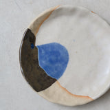 Coupelle en grès D 11cm- Bleu et blanc de Lola Moreau chez Brutal Ceramics